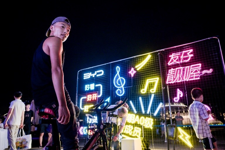 你好，小元！2023款元Pro时尚标杆，为城市增添一抹元气色彩