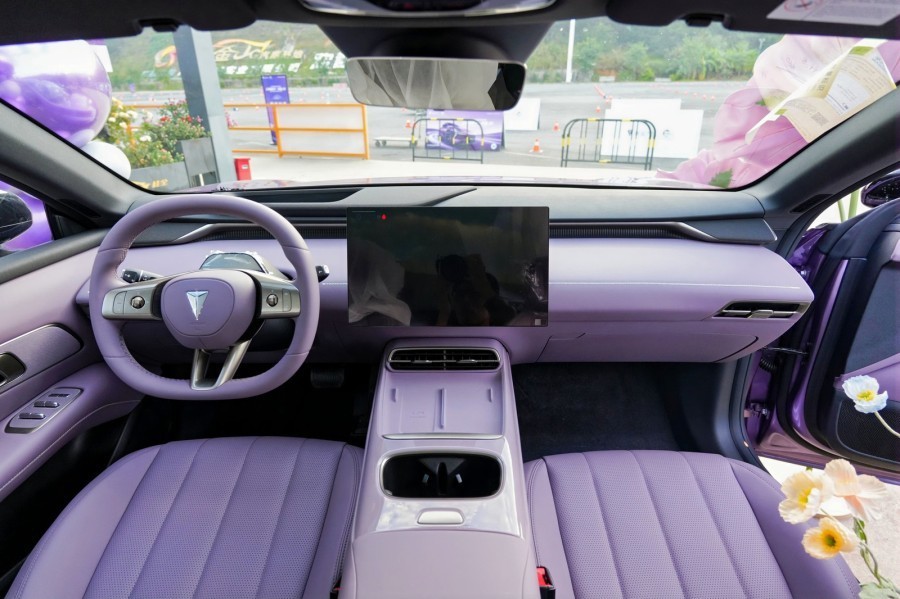 征服南宁!深蓝L06“公路磁悬浮”驾控体验营完美收官 征服南宁!深蓝L06“公路磁悬浮”驾控体验营完美收官