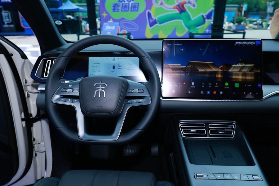 .99万起,2026款比亚迪宋Pro DM-i飞驰版 南宁上市交付 9.99万起,2026款比亚迪宋Pro DM-i飞驰版 南宁上市交付