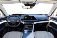 长安UNI-V 智电iDD上市 推出2款车型，售价14.49-15.99万元