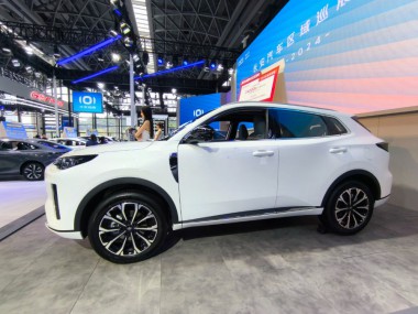 2024款长安启源A07外观图