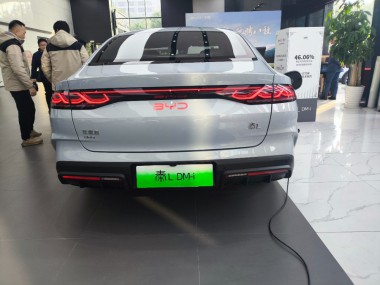 2024款秦L外观图