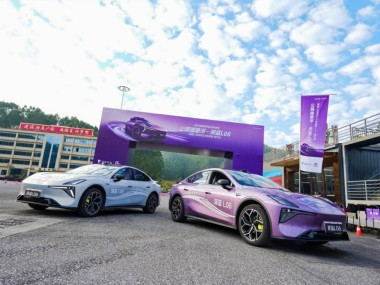 2025款 深蓝L06外观图 2025款深蓝L06外观图